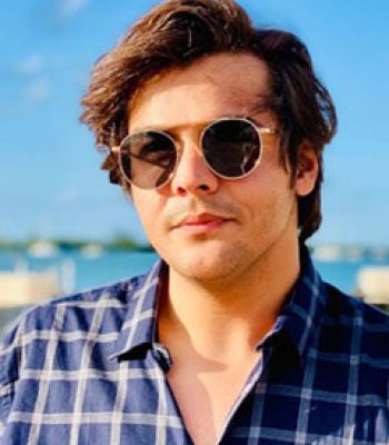 Ashish Chanchalani Height, Age, Husband, Boyfriend, Family, and biography